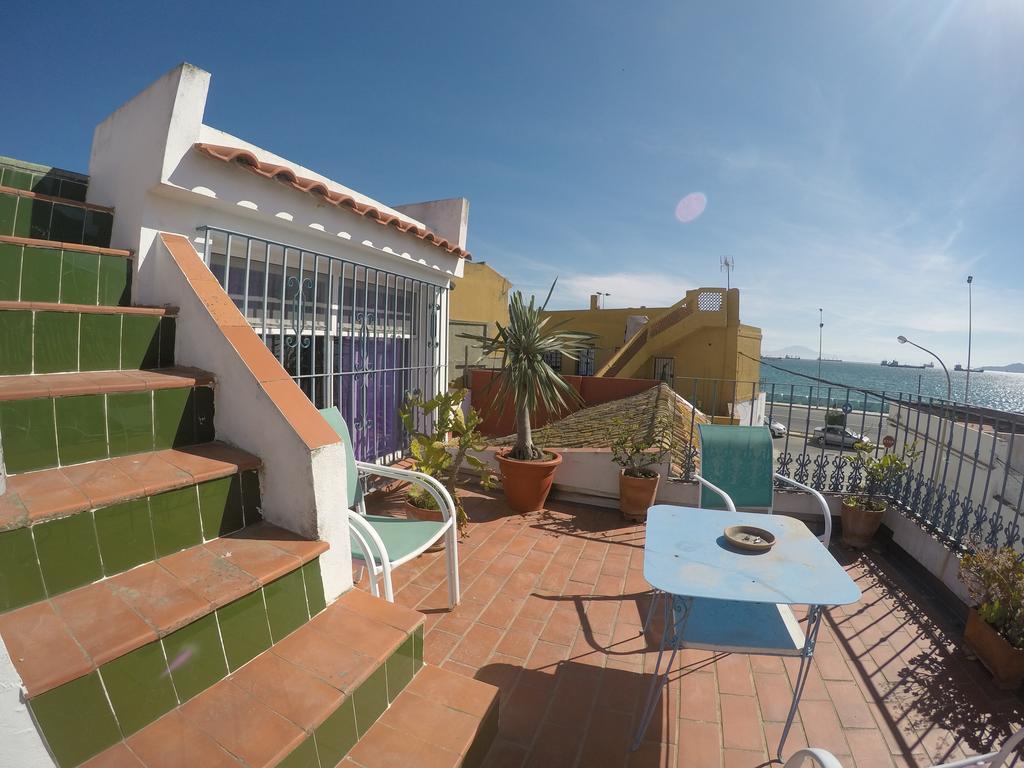 فيلا Casa Colonia La Línea de la Concepción المظهر الخارجي الصورة