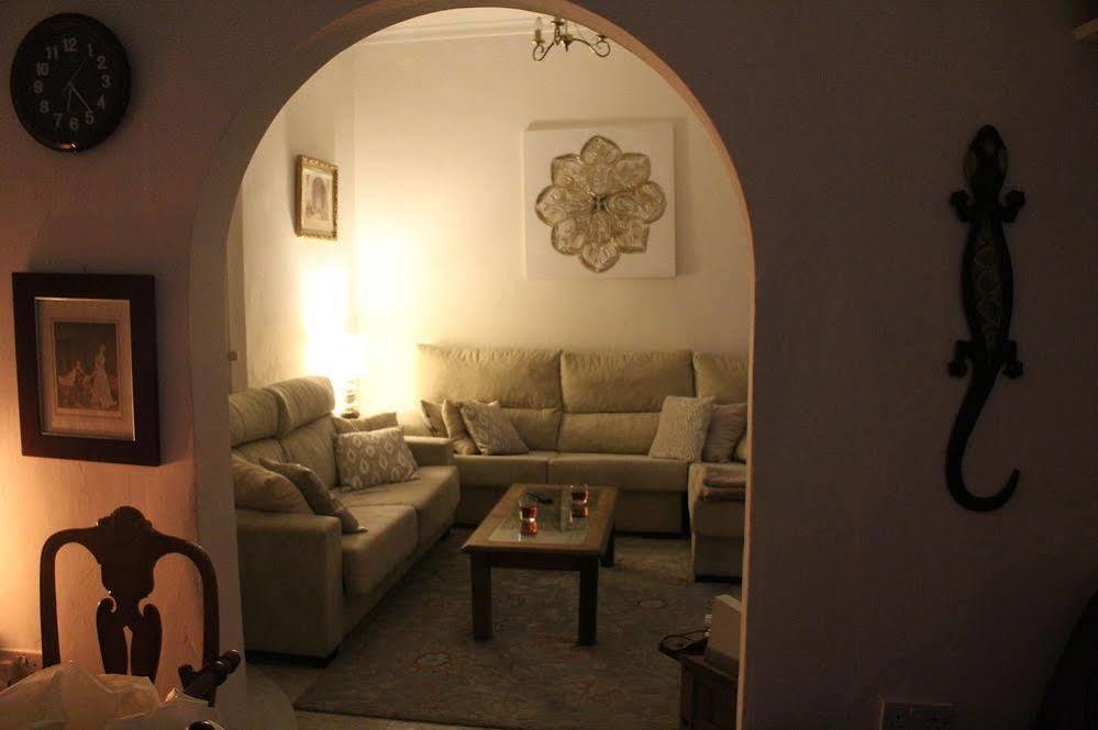 فيلا Casa Colonia La Línea de la Concepción المظهر الخارجي الصورة